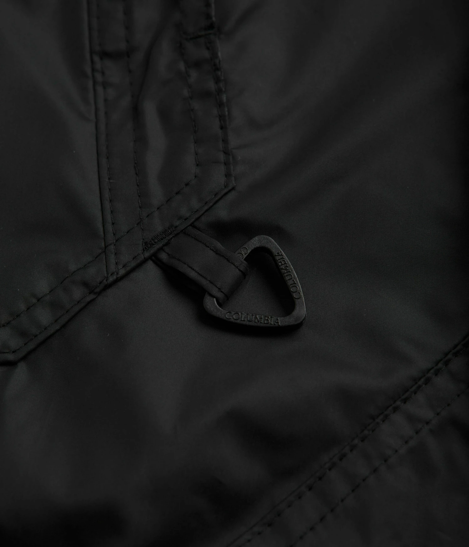 Columbia Challenger Windbreaker Jacket - Black 5 Columbia Challenger Windbreaker Jacket - Black - Image 3