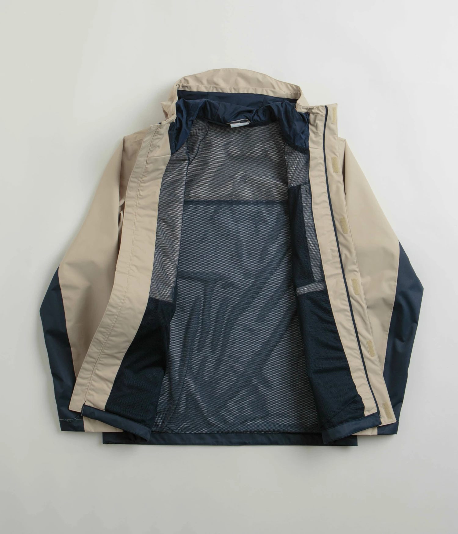 Columbia Hikebound Jacket - Ancient Fossil / Collegiate Navy 4 Columbia Hikebound Jacket - Ancient Fossil / Collegiate Navy - Image 2