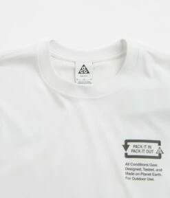 Nike ACG Pickinout T-Shirt - Summit White -FLATSPOT Sales nike acg pickinout t shirt summit white 4