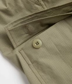 Nike SB Cargo Shorts - Neutral Olive / White -FLATSPOT Sales nike sb cargo shorts neutral olive white 8