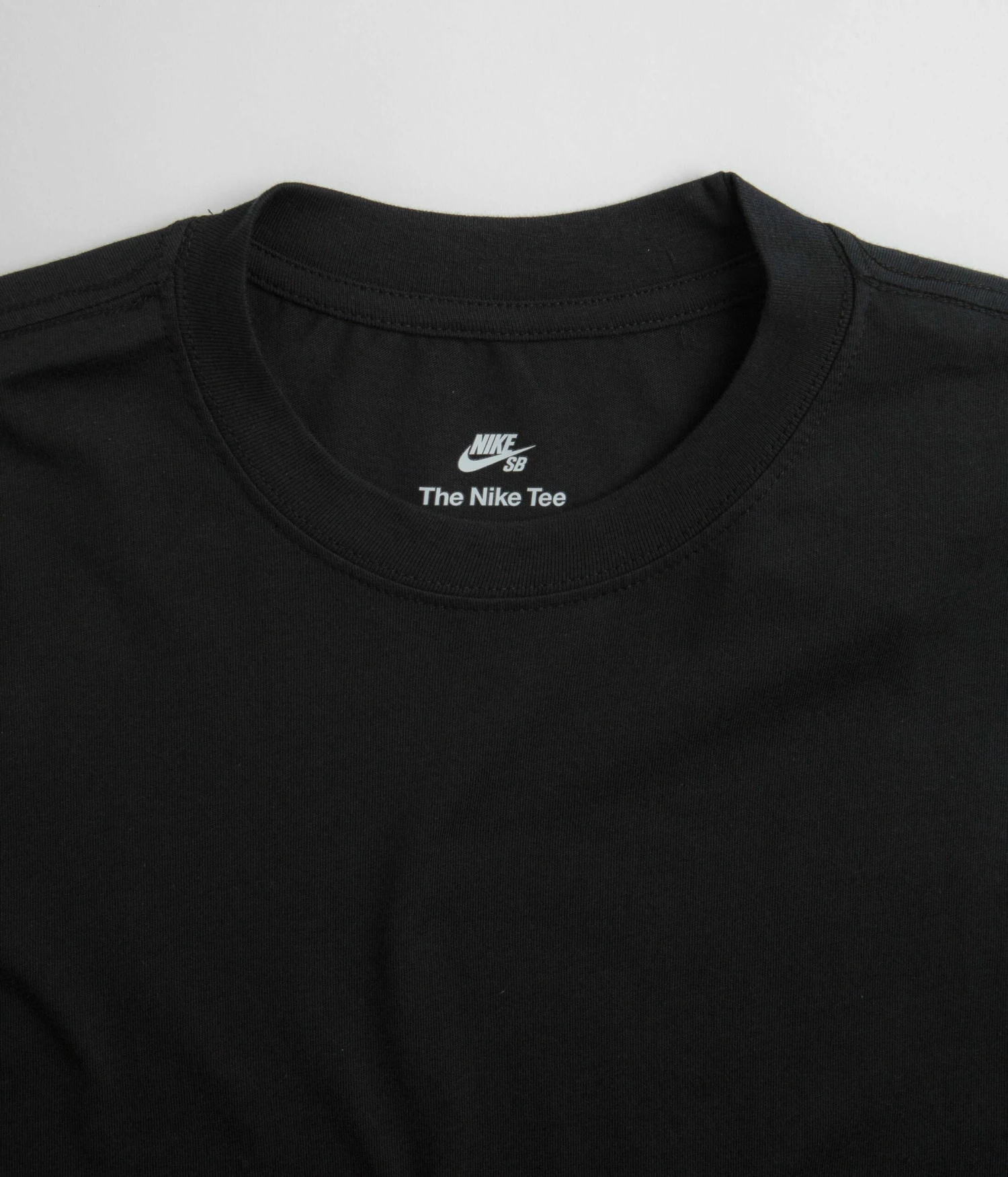 Nike SB Essentials T-Shirt - Black 4 Nike SB Essentials T-Shirt - Black - Image 2