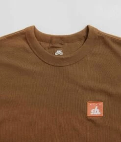 Nike SB Patch Logo T-Shirt - Light British Tan 9 Nike SB Patch Logo T-Shirt - Light British Tan -FLATSPOT Sales nike sb patch logo t shirt light british tan 4