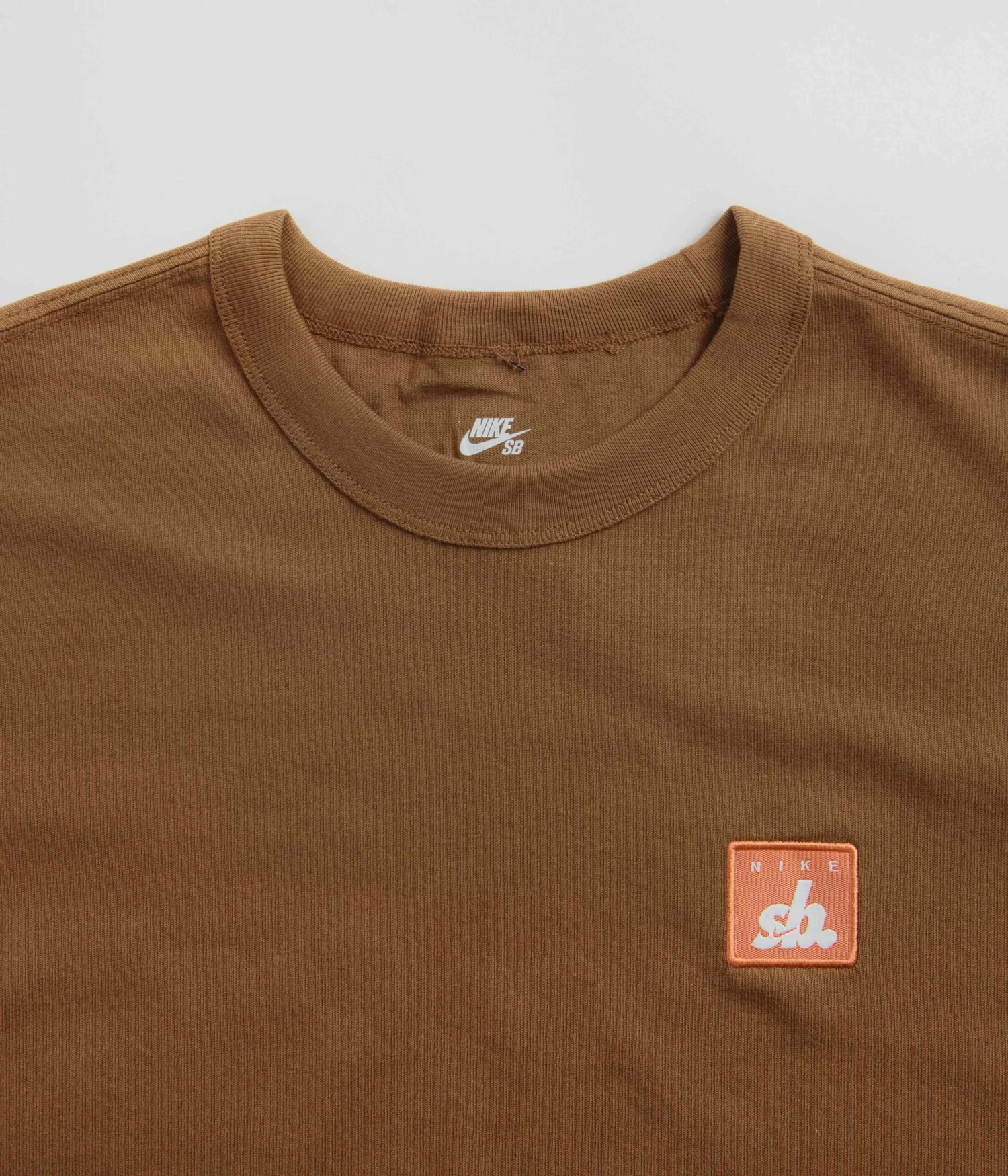 Nike SB Patch Logo T-Shirt - Light British Tan 6 Nike SB Patch Logo T-Shirt - Light British Tan - Image 4