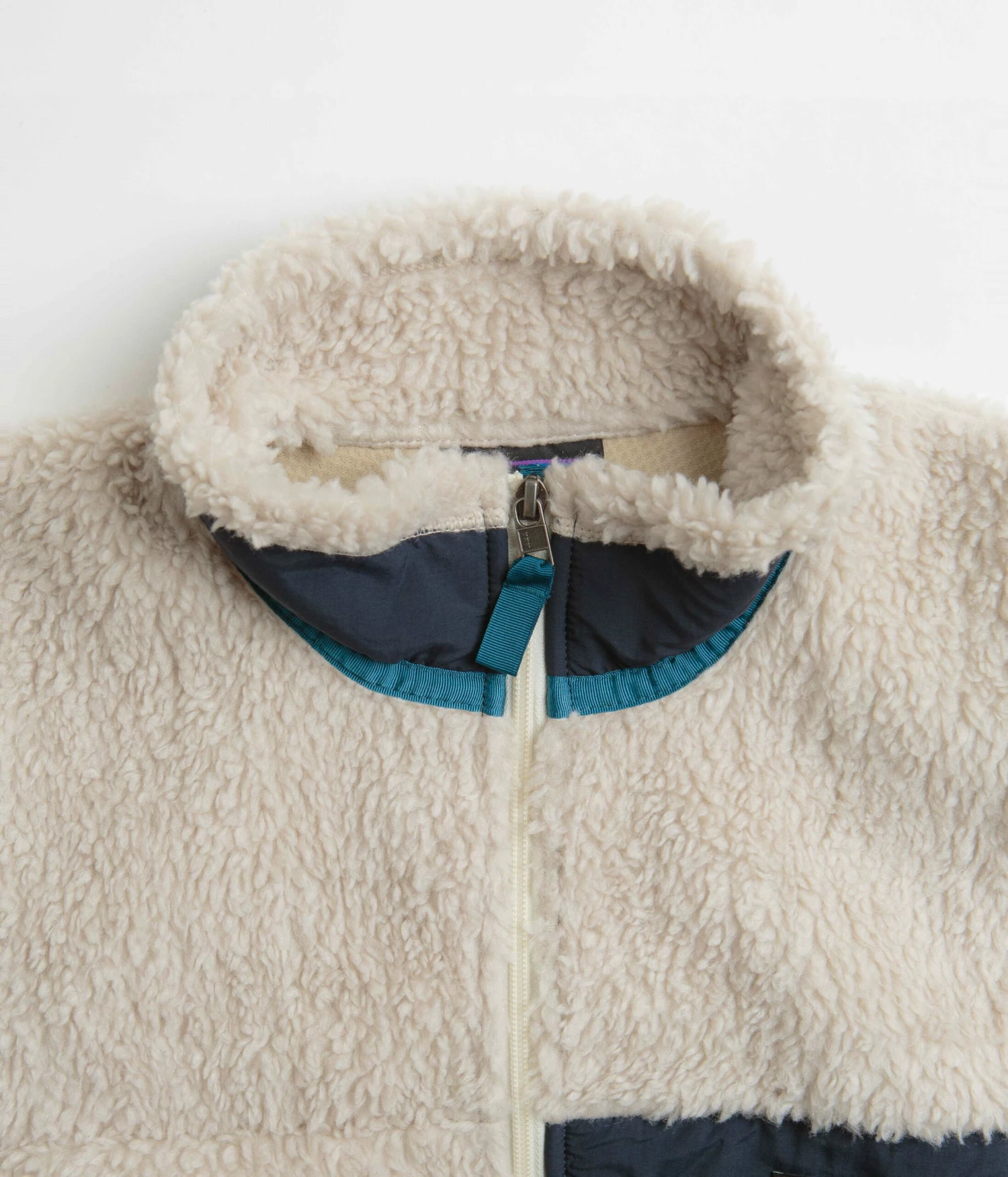 Patagonia Classic Retro-X Jacket - Natural 6 Patagonia Classic Retro-X Jacket - Natural - Image 4