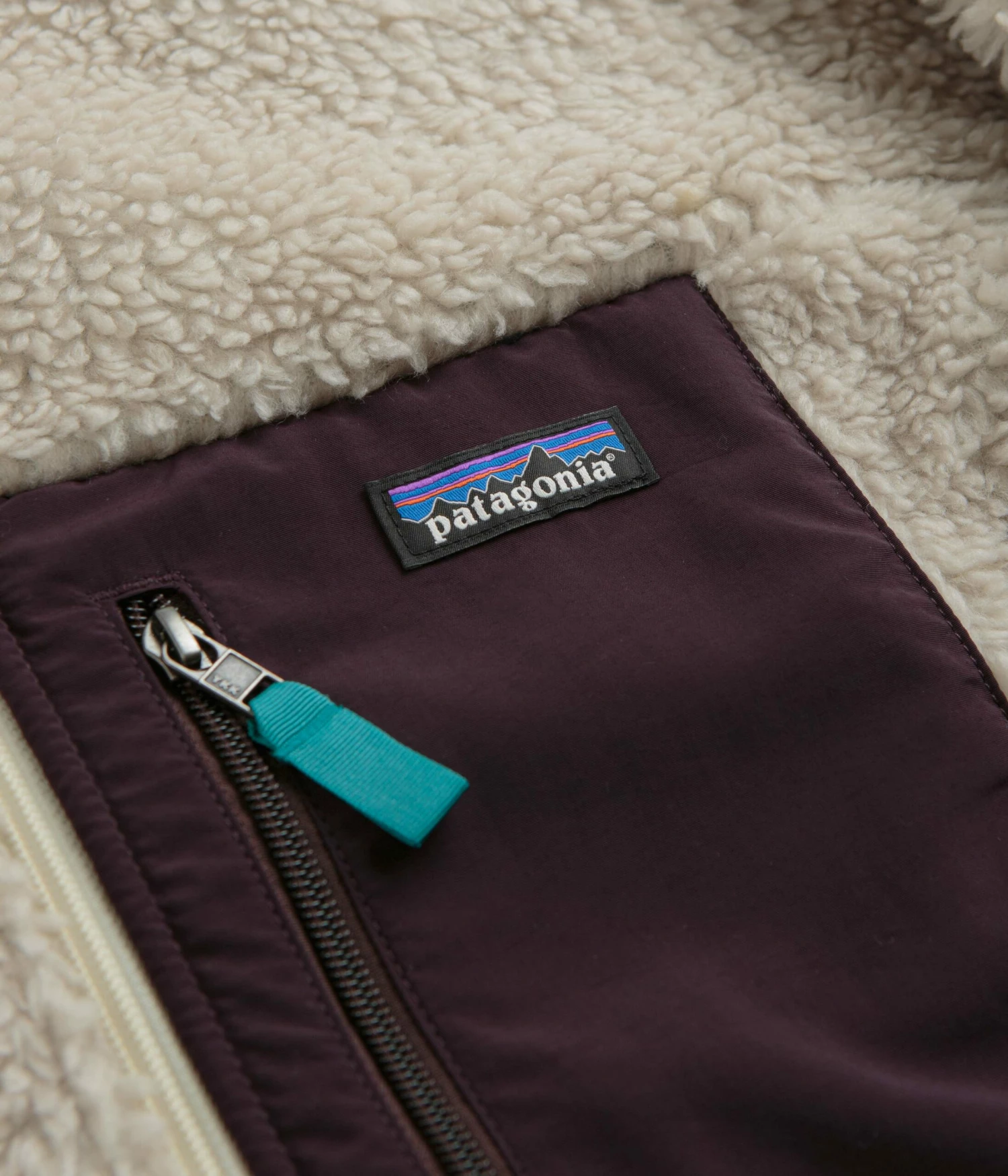 Patagonia Classic Retro-X Jacket - Natural / Obsidian Plum 5 Patagonia Classic Retro-X Jacket - Natural / Obsidian Plum - Image 3