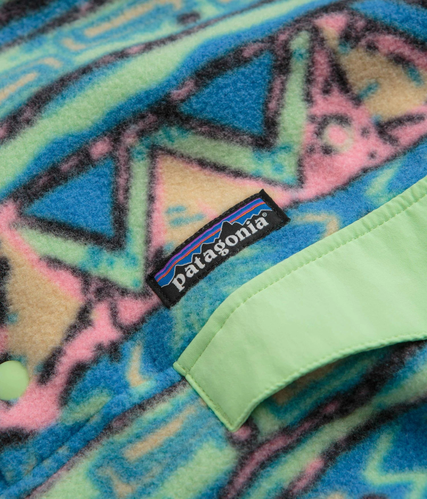 Patagonia Lightweight Synchilla Snap-T Fleece - High Hopes Geo: Salamander Green 5 Patagonia Lightweight Synchilla Snap-T Fleece - High Hopes Geo: Salamander Green - Image 3