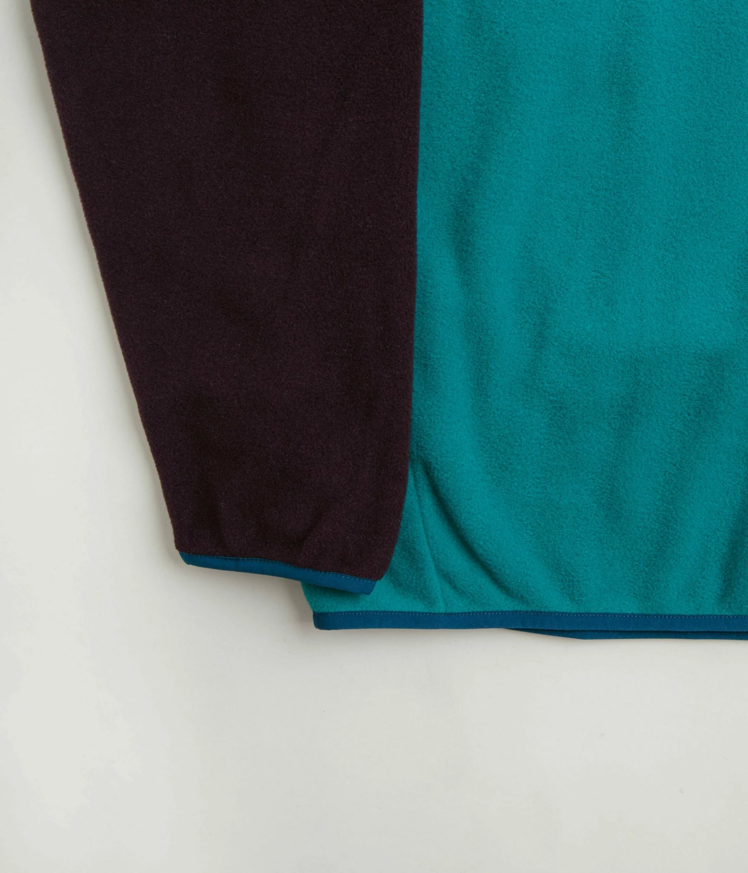 Patagonia Microdini 1/2 Zip Pullover Fleece - Belay Blue 4 Patagonia Microdini 1/2 Zip Pullover Fleece - Belay Blue - Image 2