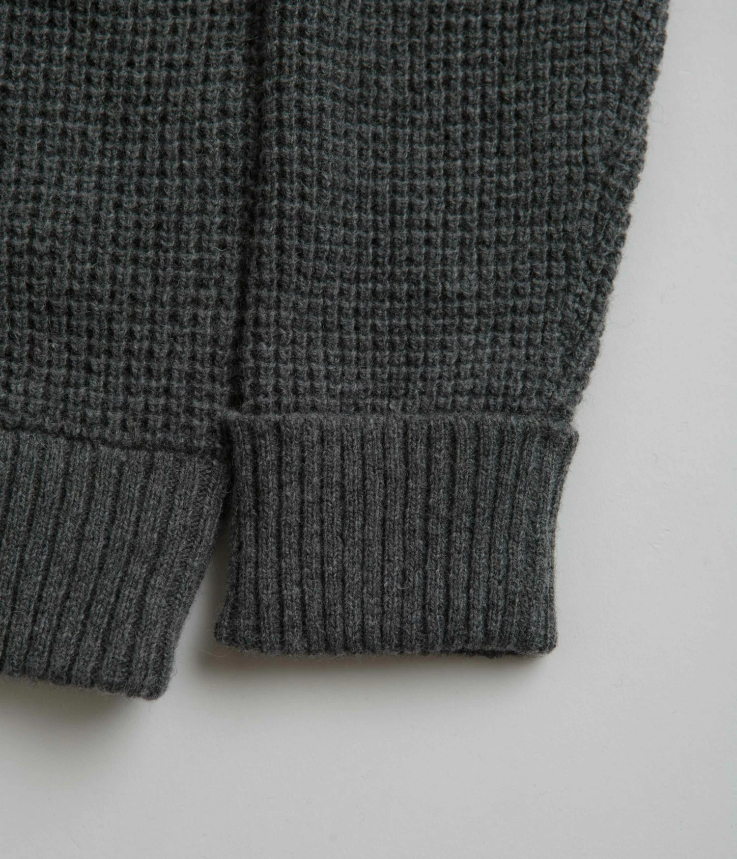 Patagonia Recycled Wool Sweatshirt - Hex Grey 6 Patagonia Recycled Wool Sweatshirt - Hex Grey - Image 4