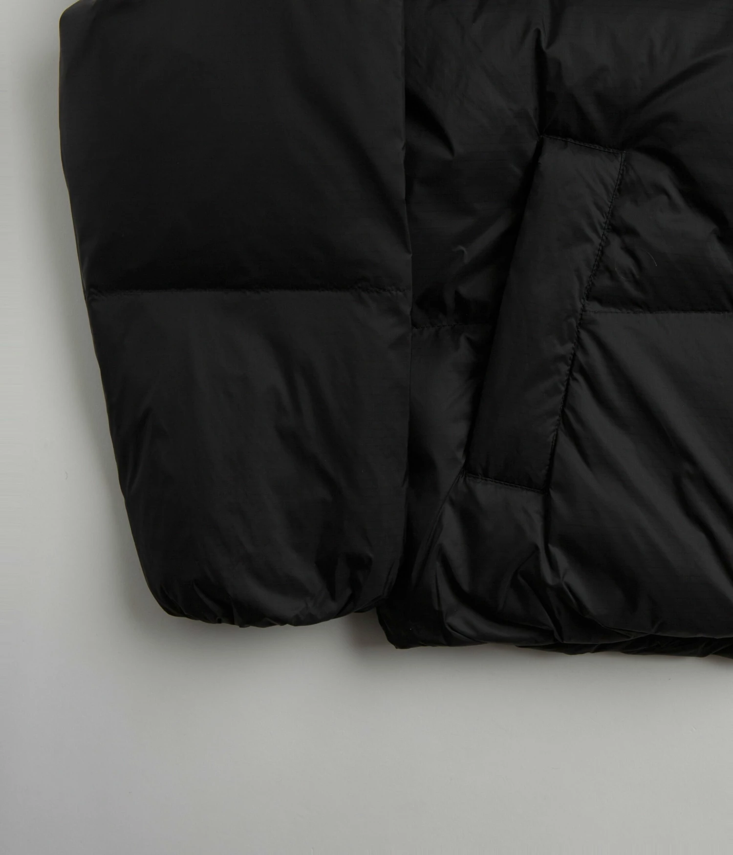 Polar Ripstop Soft Puffer Jacket - Black 4 Polar Ripstop Soft Puffer Jacket - Black - Image 2